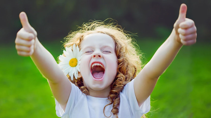 FitLine Kinder: gückliches Kind