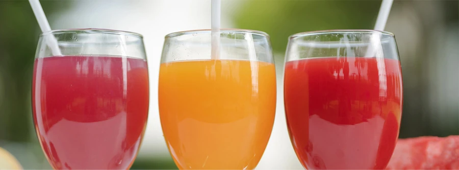 FitLine Produkte Kritik: Gläser mit Nahrungsergänzung